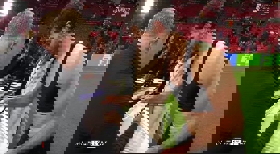 2106744
