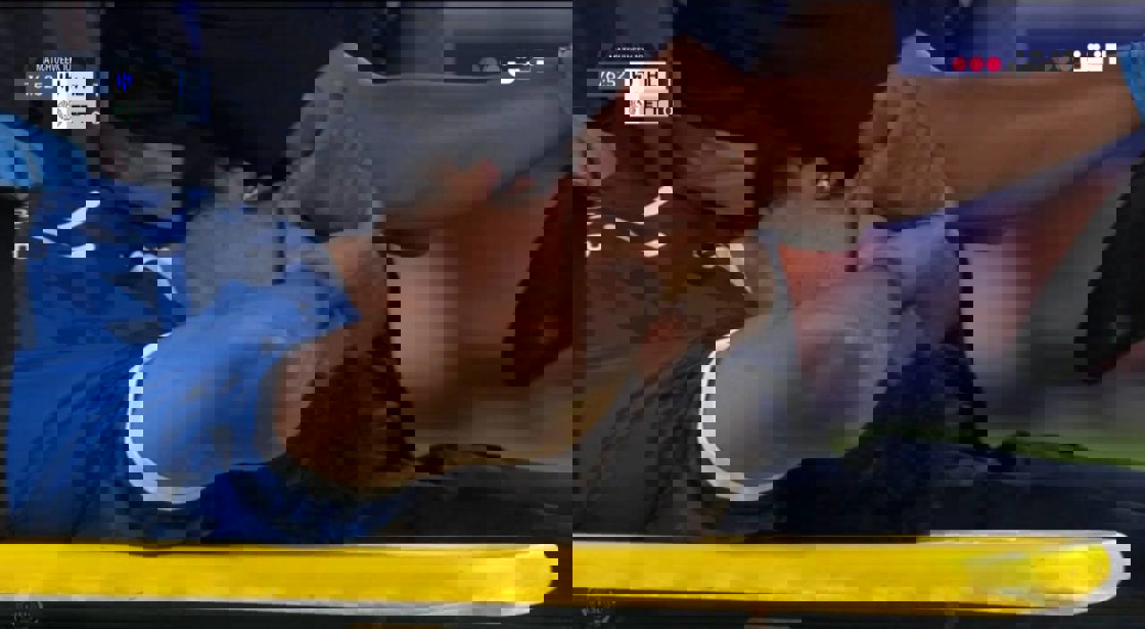 2106900