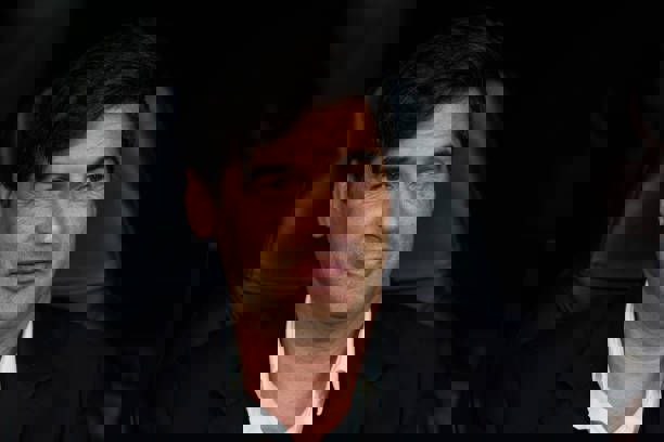 2106837