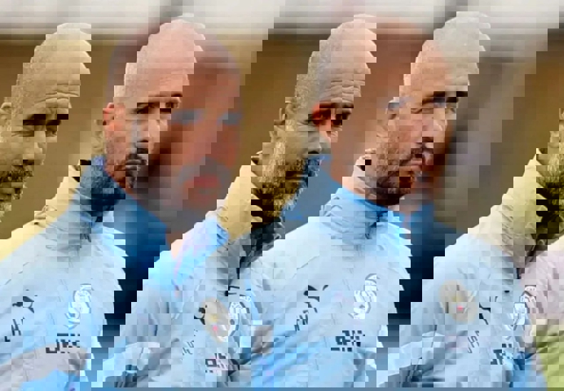 2106863