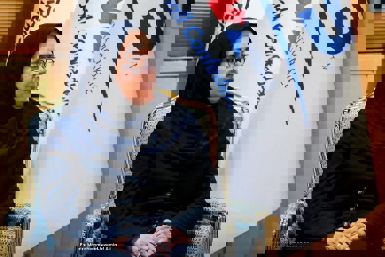 2107138