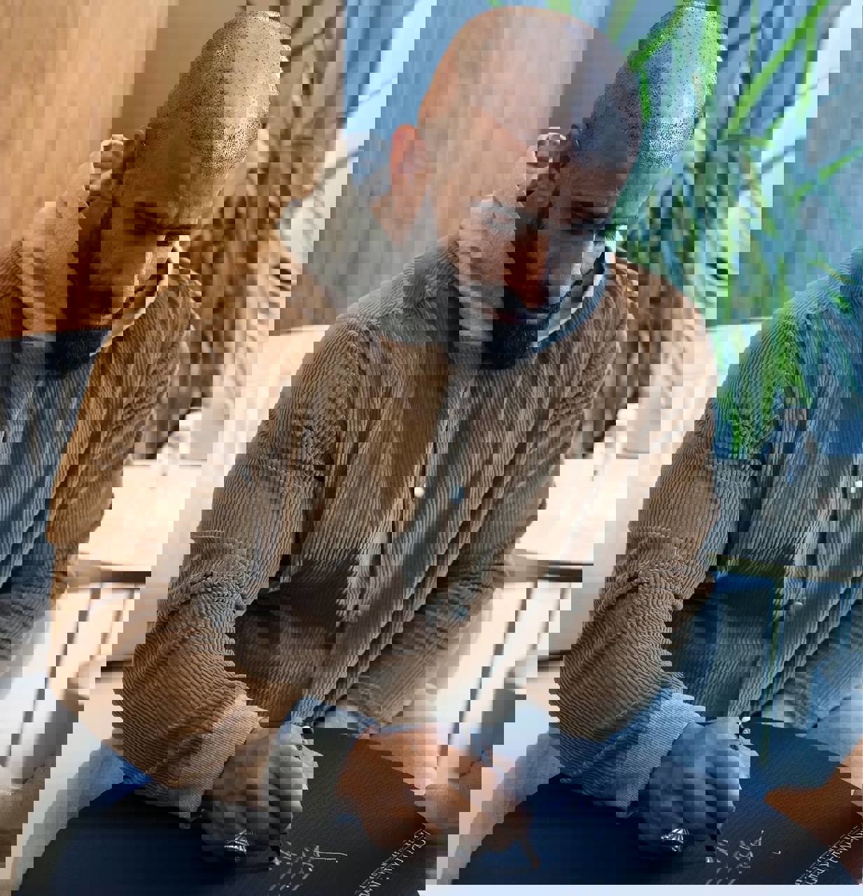 2107558