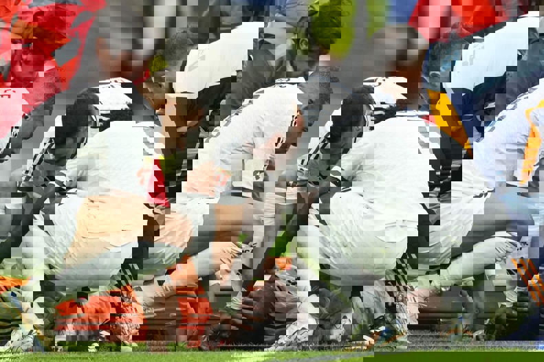 2107585