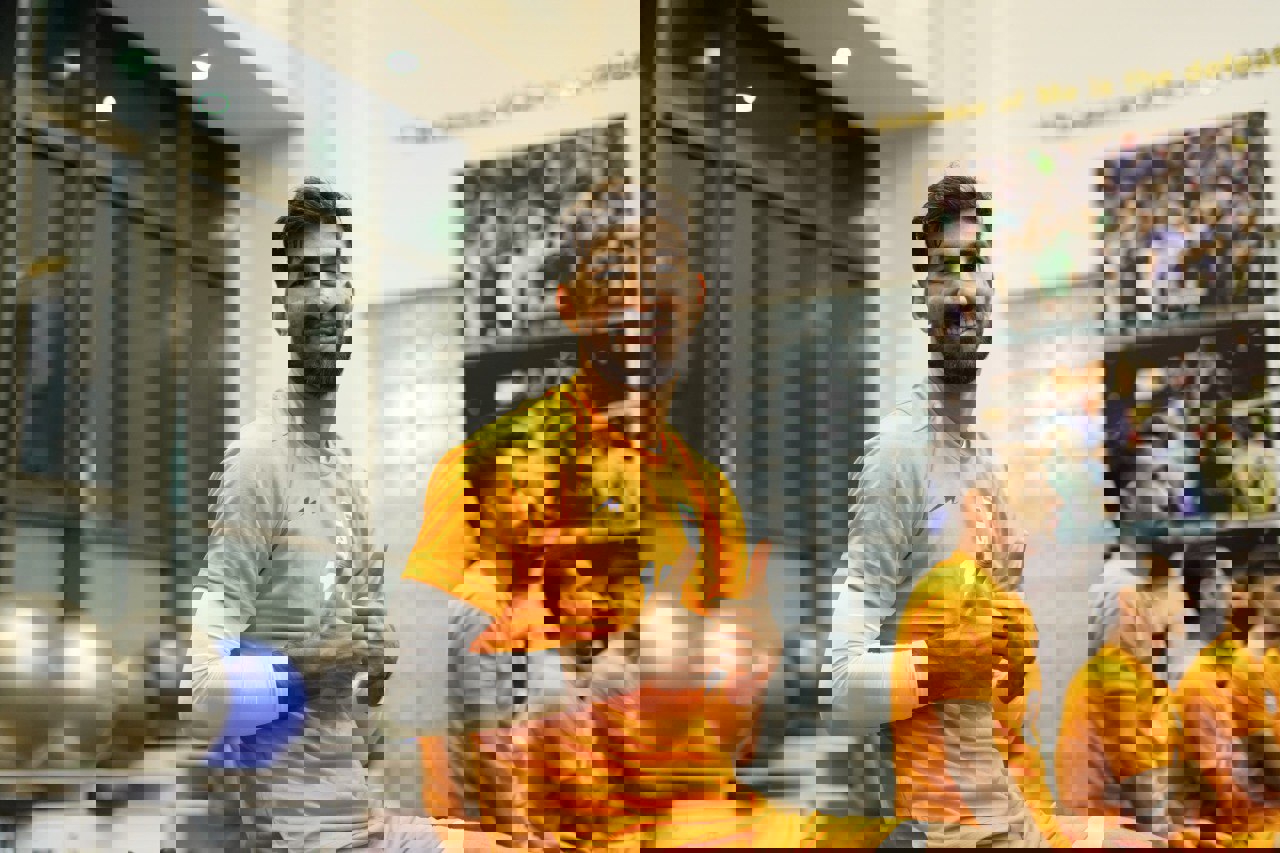 2108131