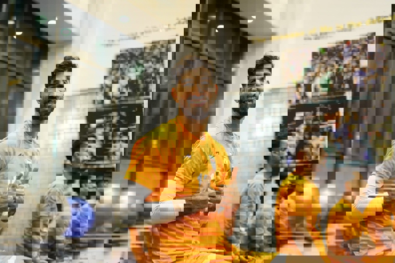 2108131