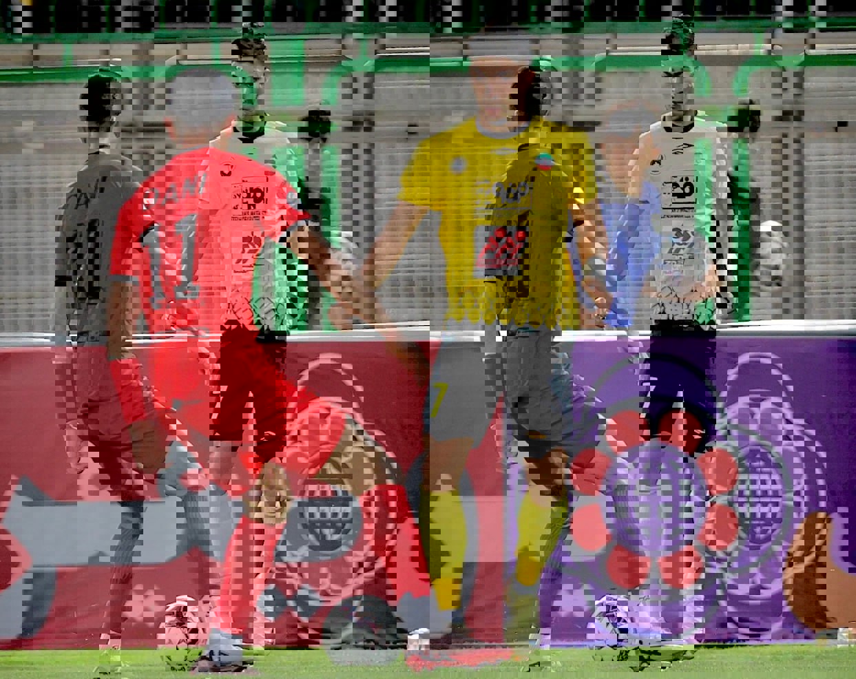 2108192