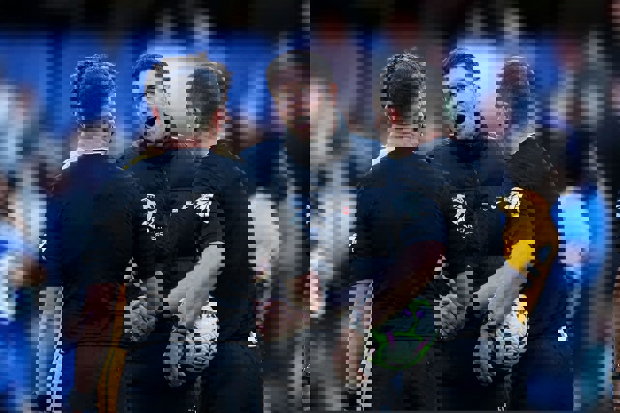 2108424