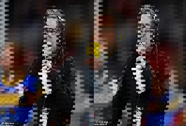 2108822