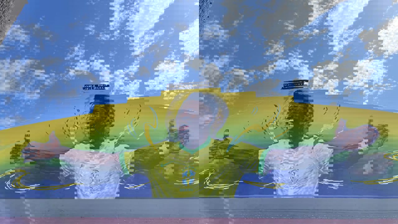 2108873
