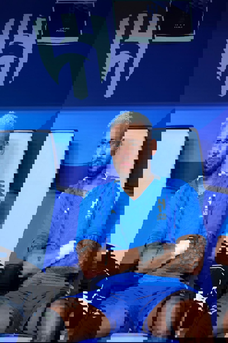 2108981