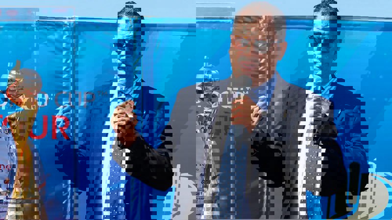 2108983