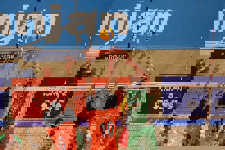 2109627