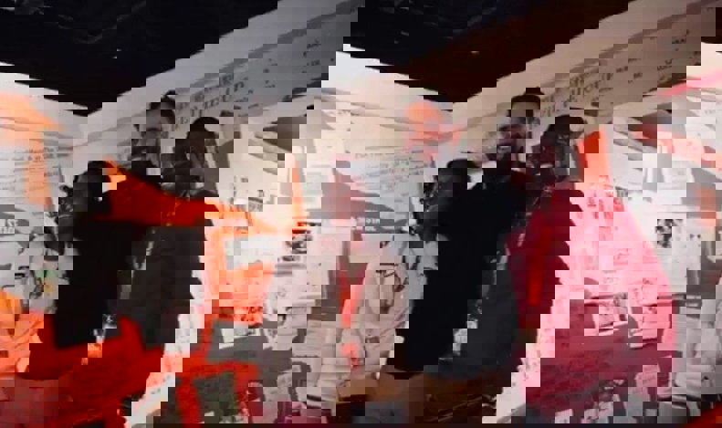 2109904