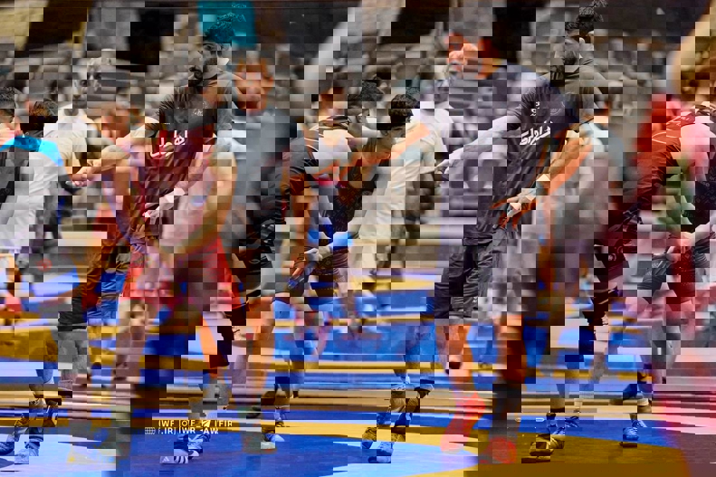 2109887
