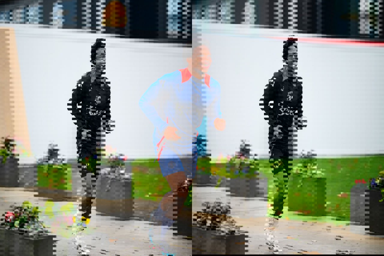 2110105