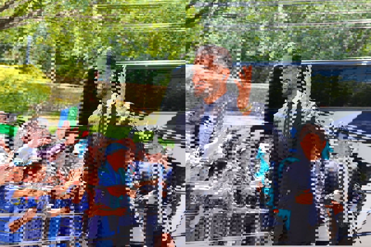 2110157