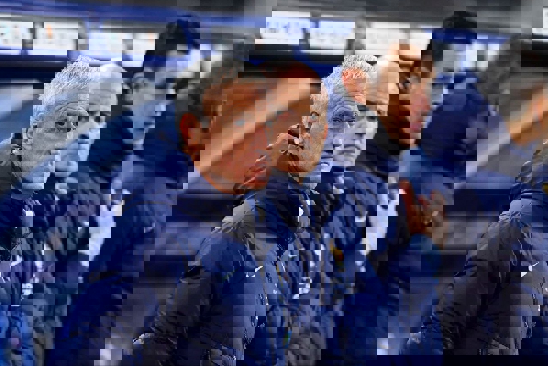 2110299