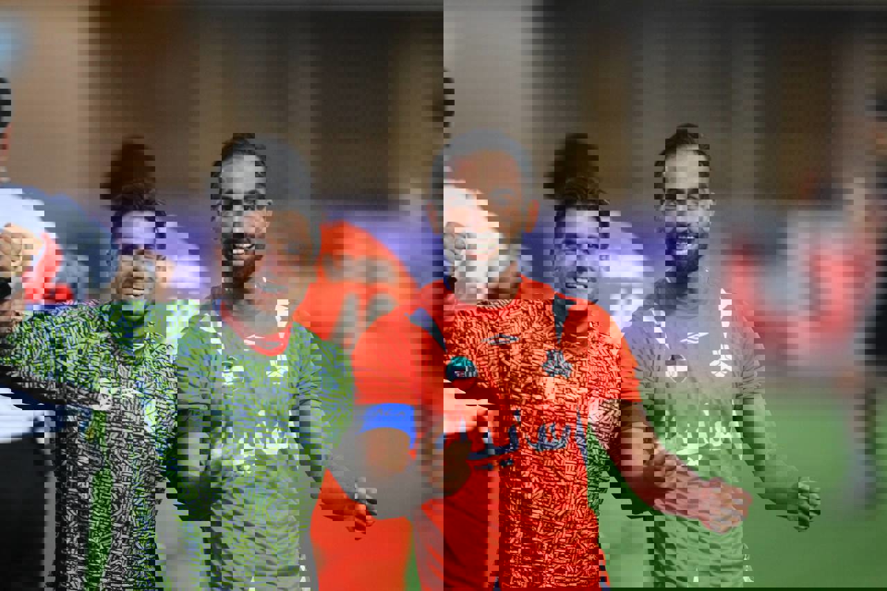 2110408