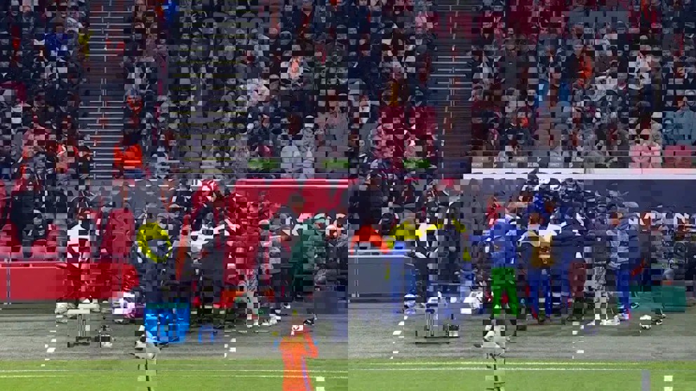 2110496