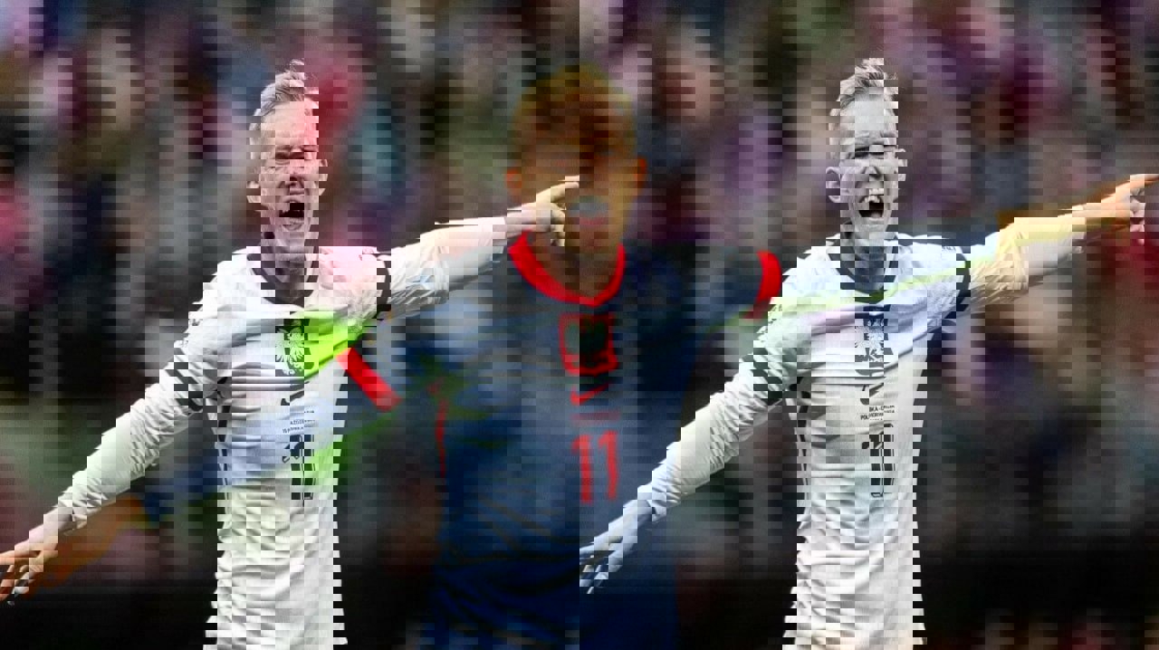 2110469