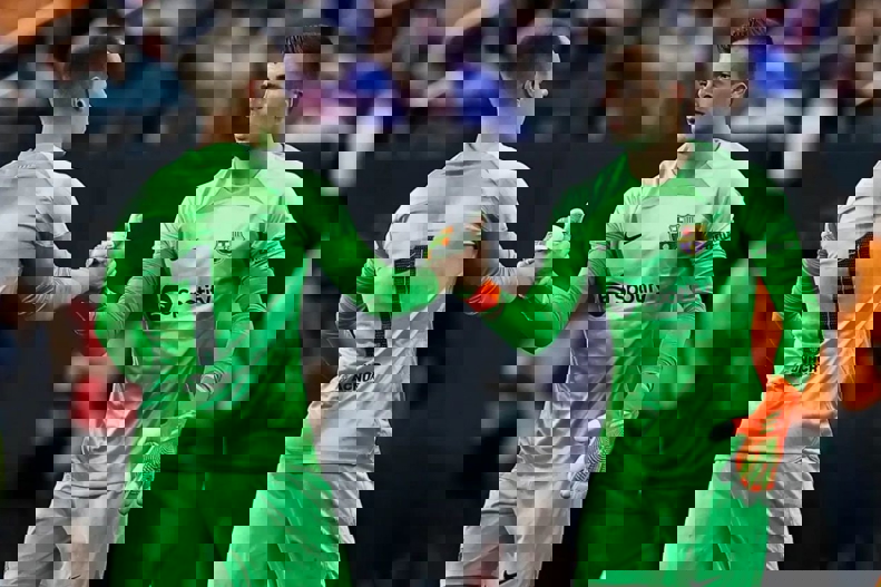 2110580