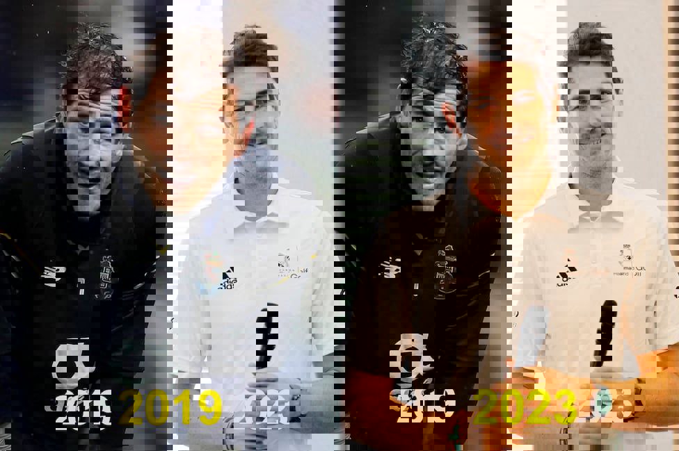 2110590