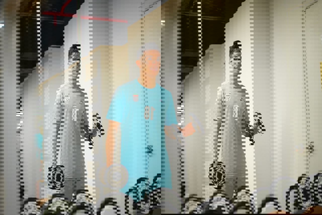 2110532