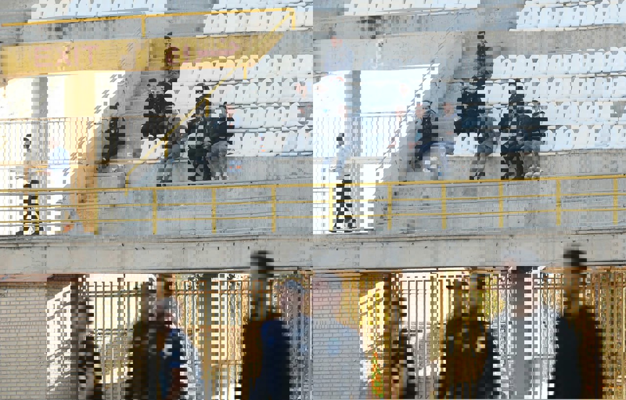 2110582