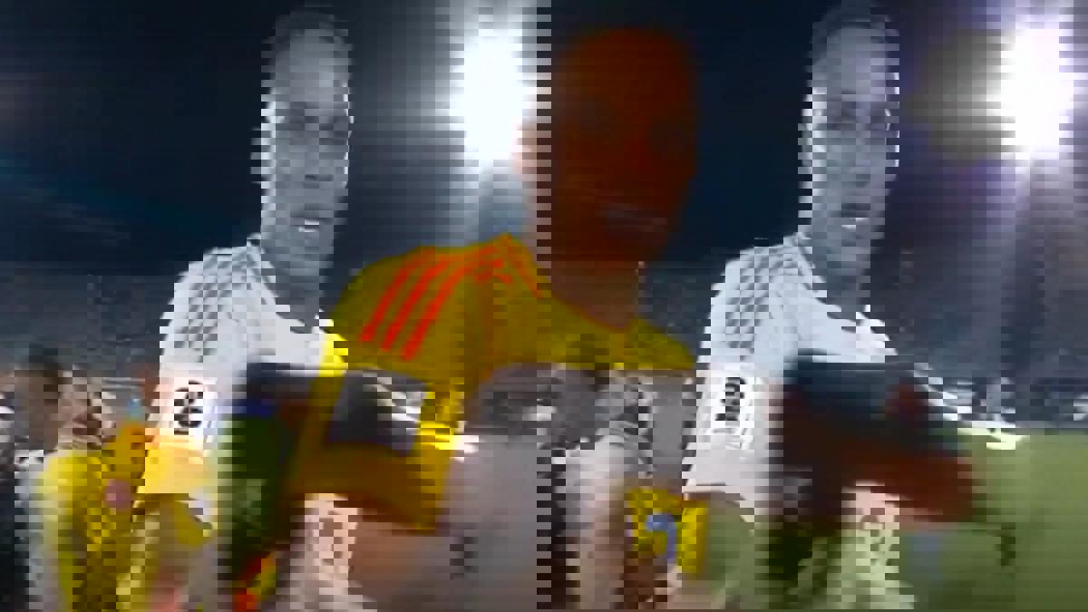 2110696