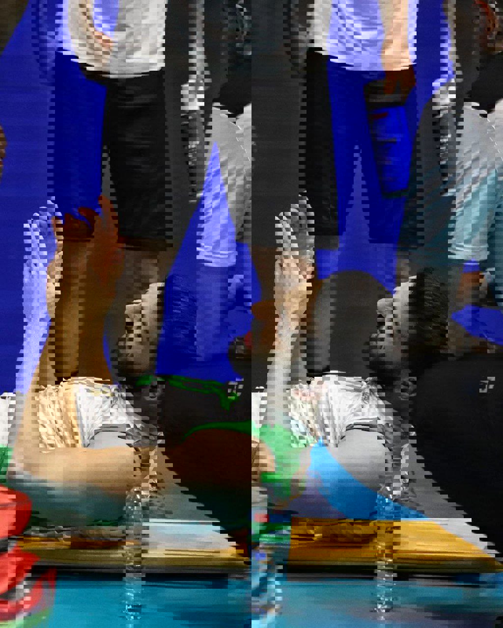 2110830
