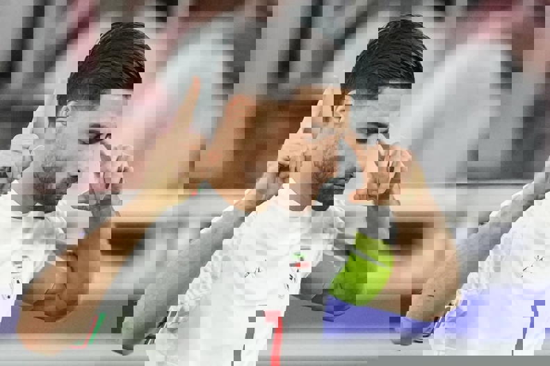 2110795