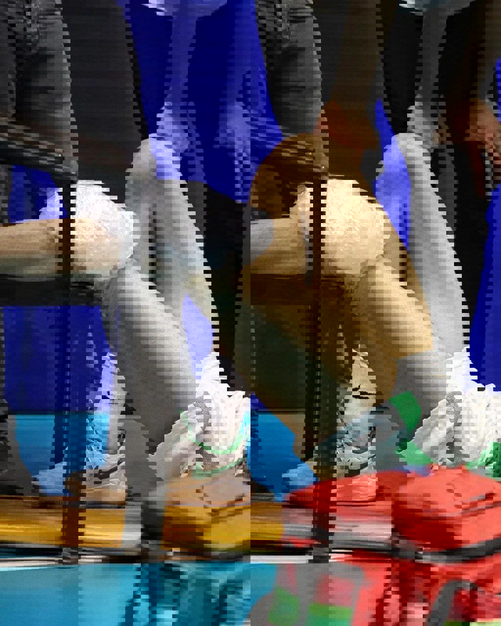 2110829