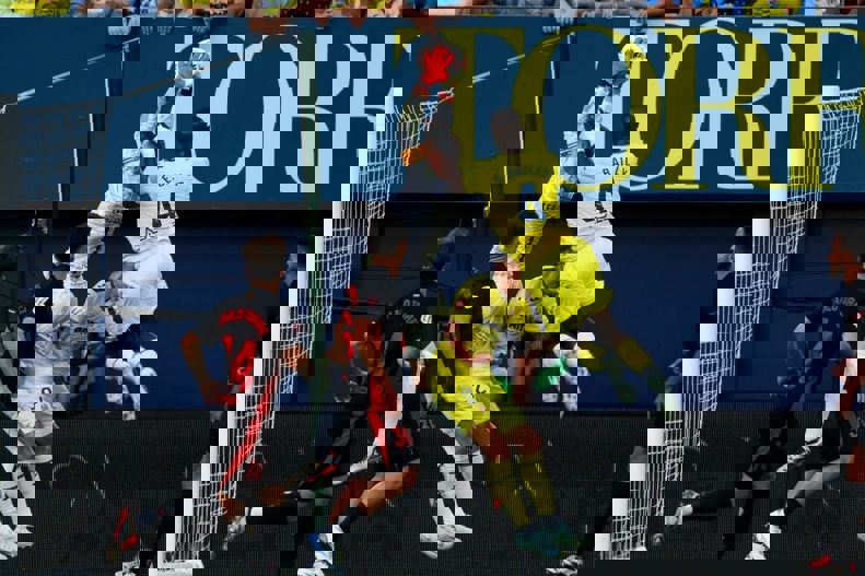 2110709