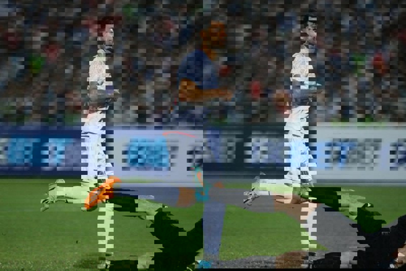 2110999