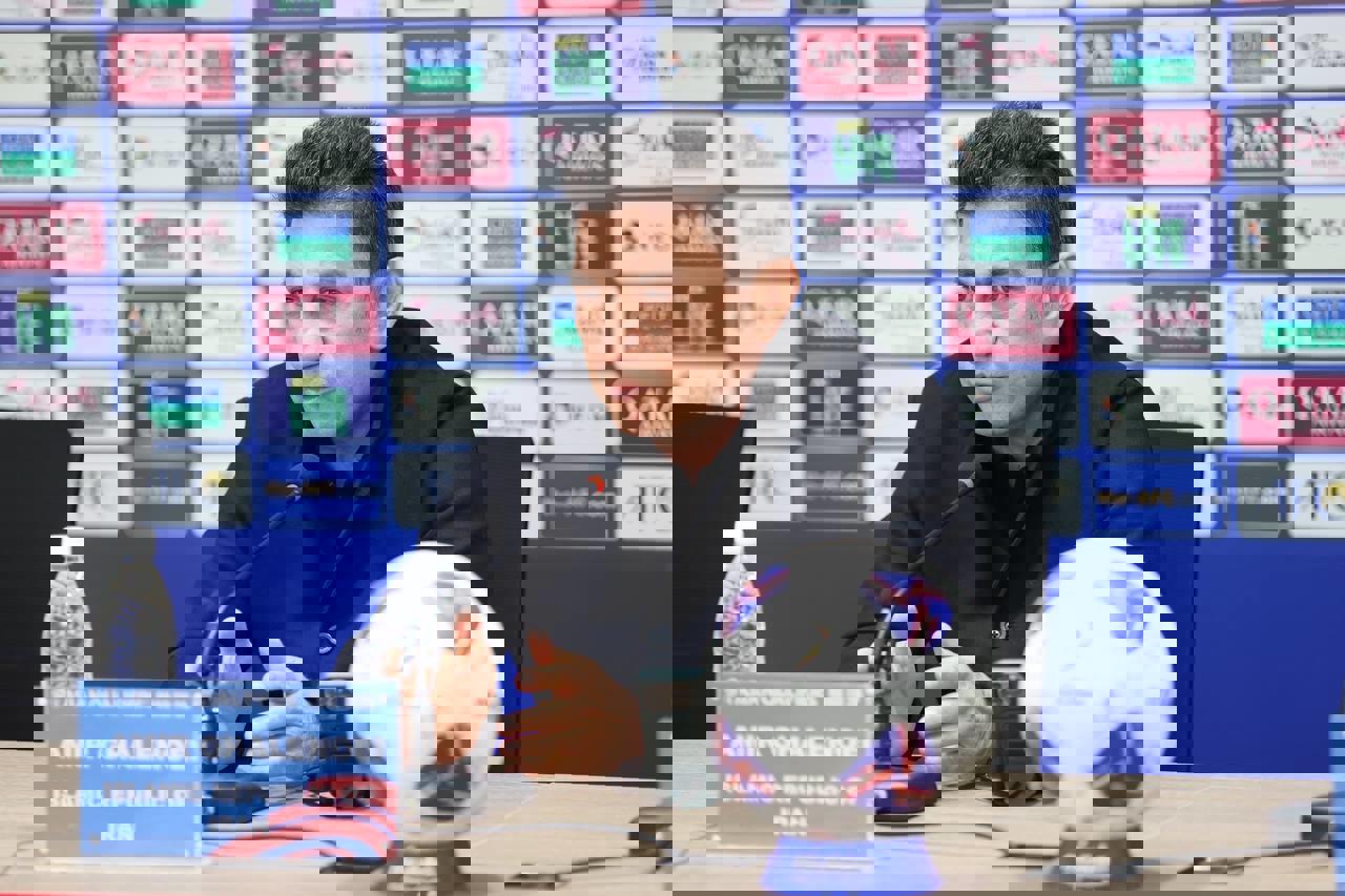 2111099