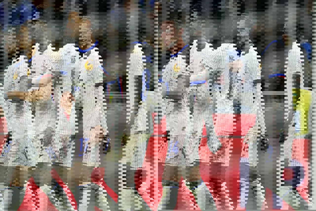2111351
