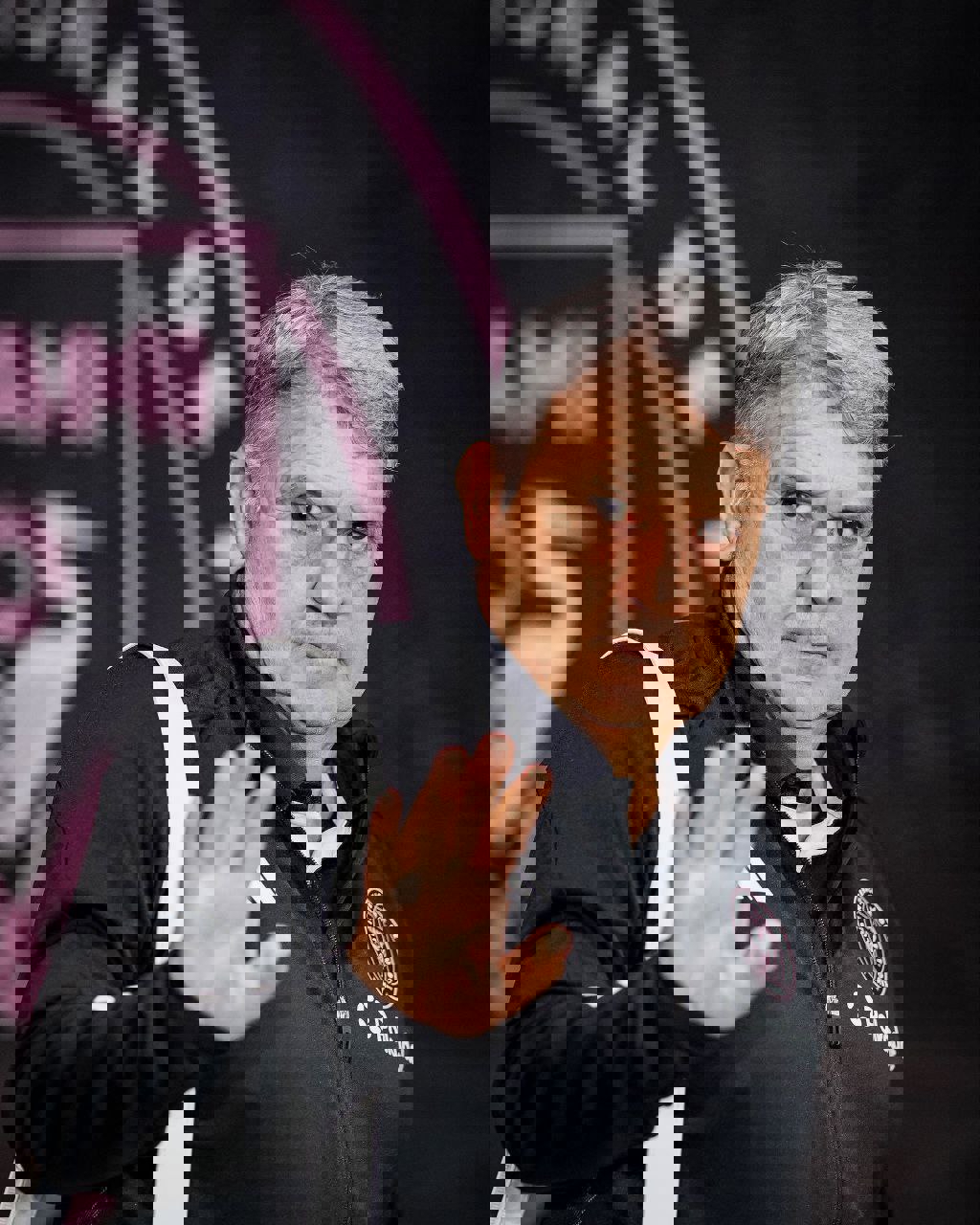 2111887