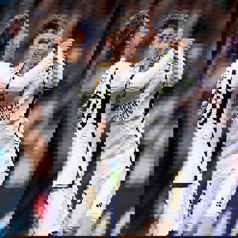 2111411