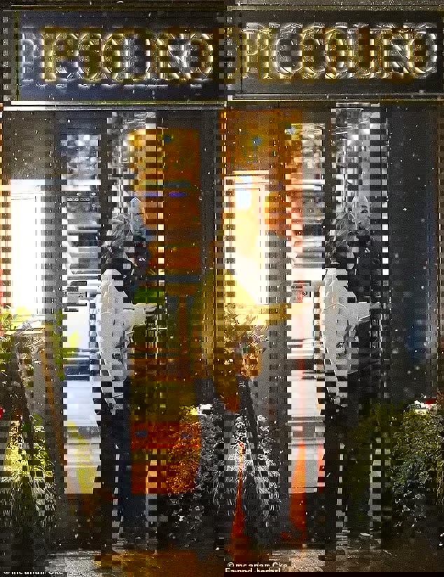 2111531