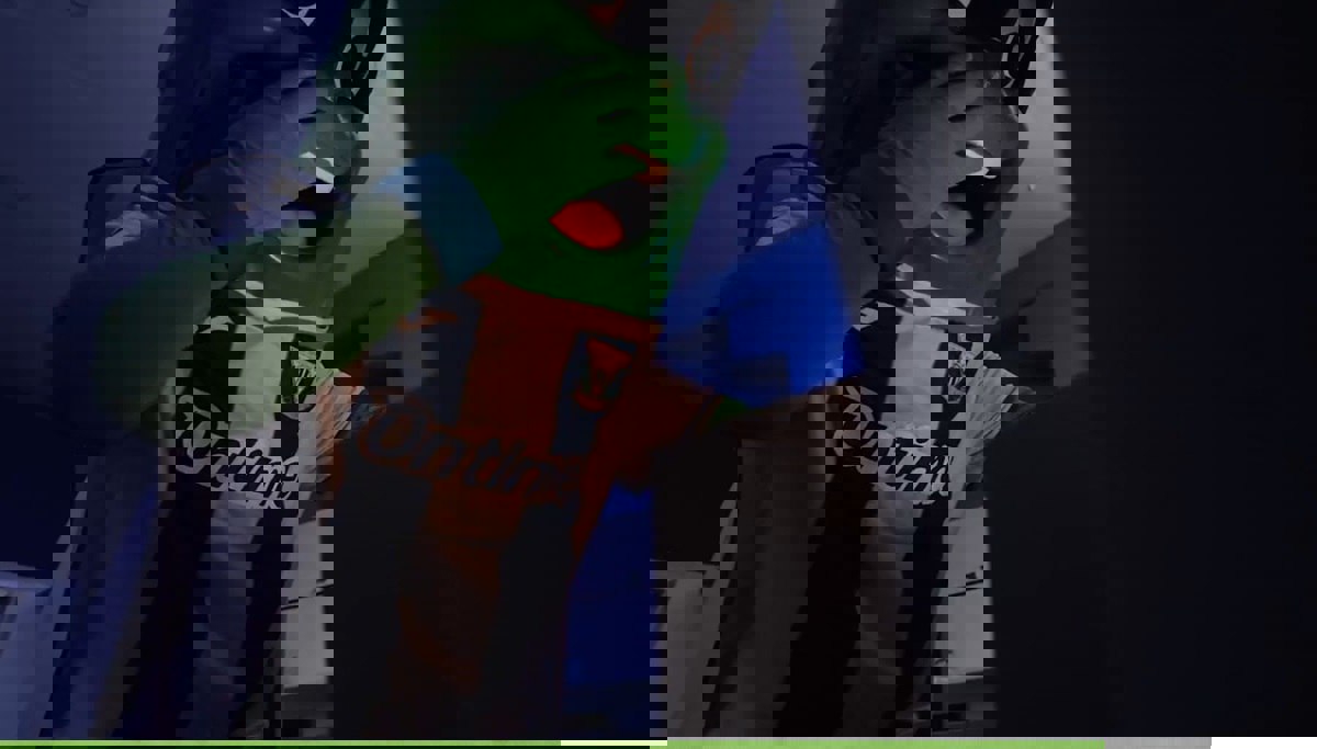 2111525