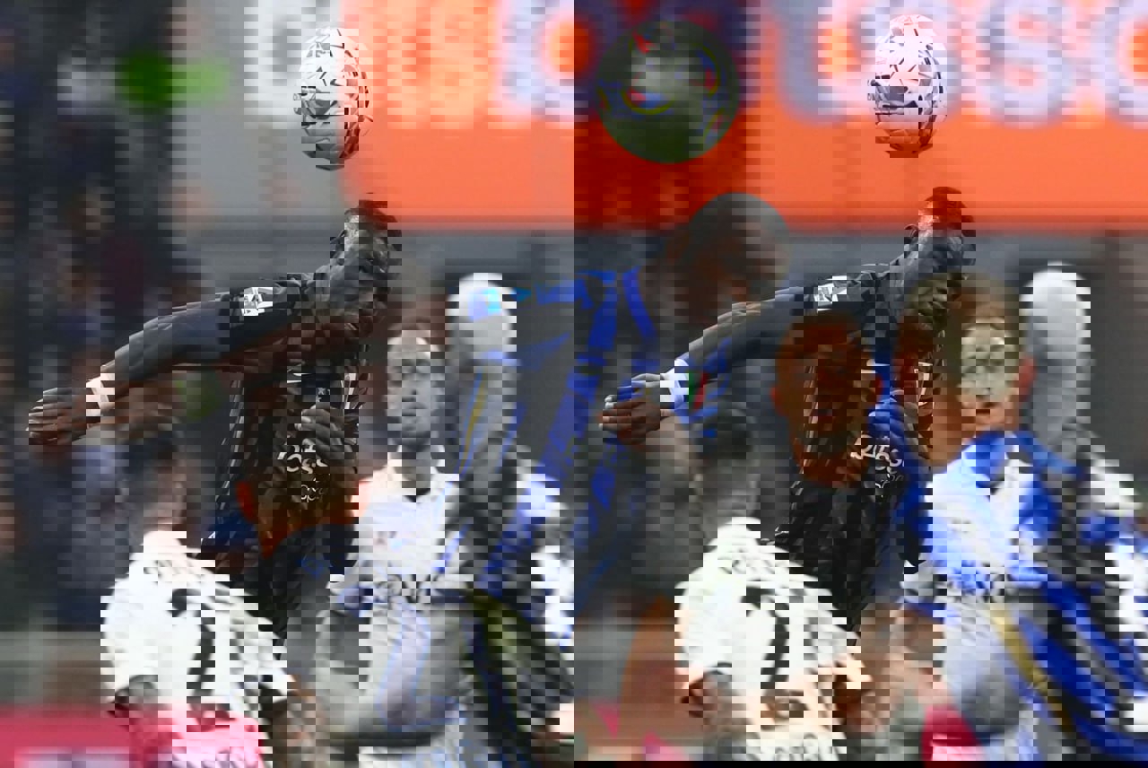 2111619