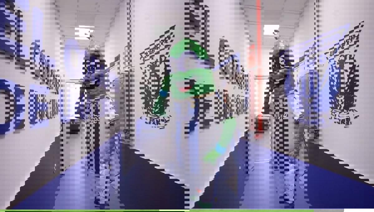 2111526