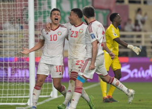 امارات 5 - 0 قطر: عنابی اسمع!