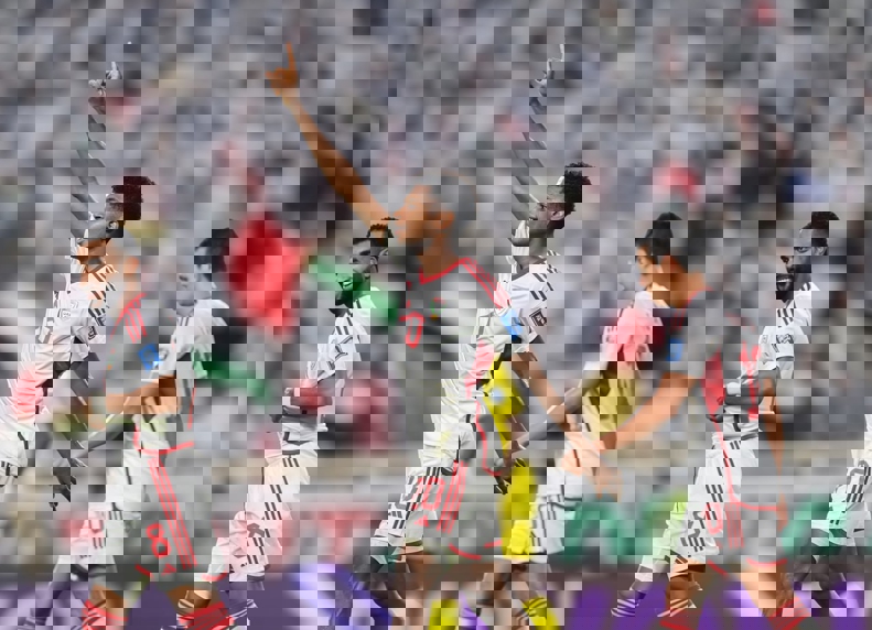 2112037