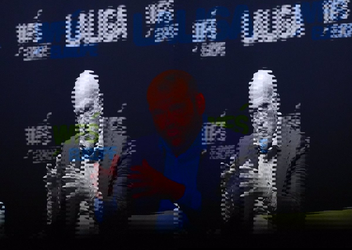 2112013