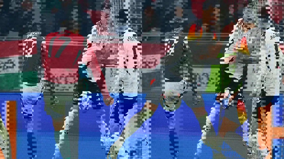 2112075