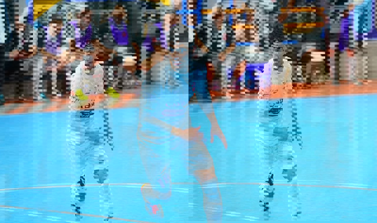 2112130