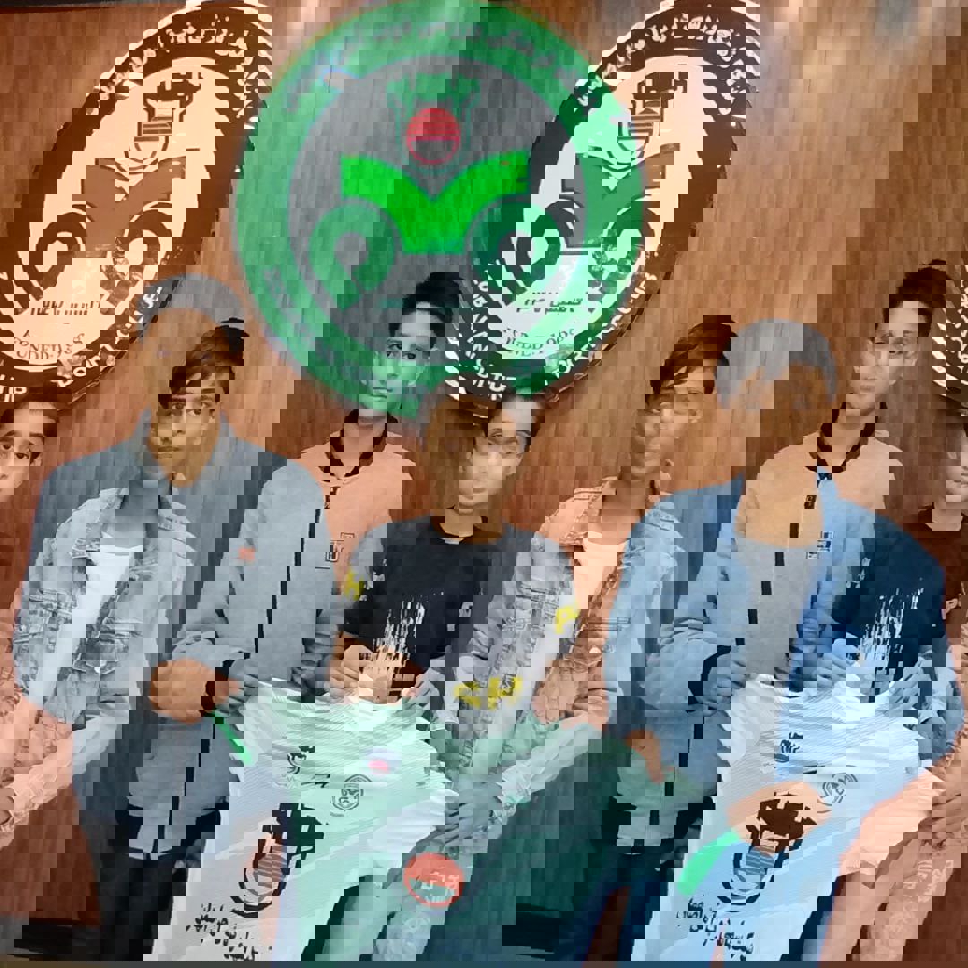 2112228