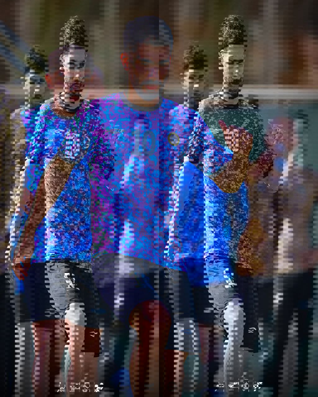 2112310