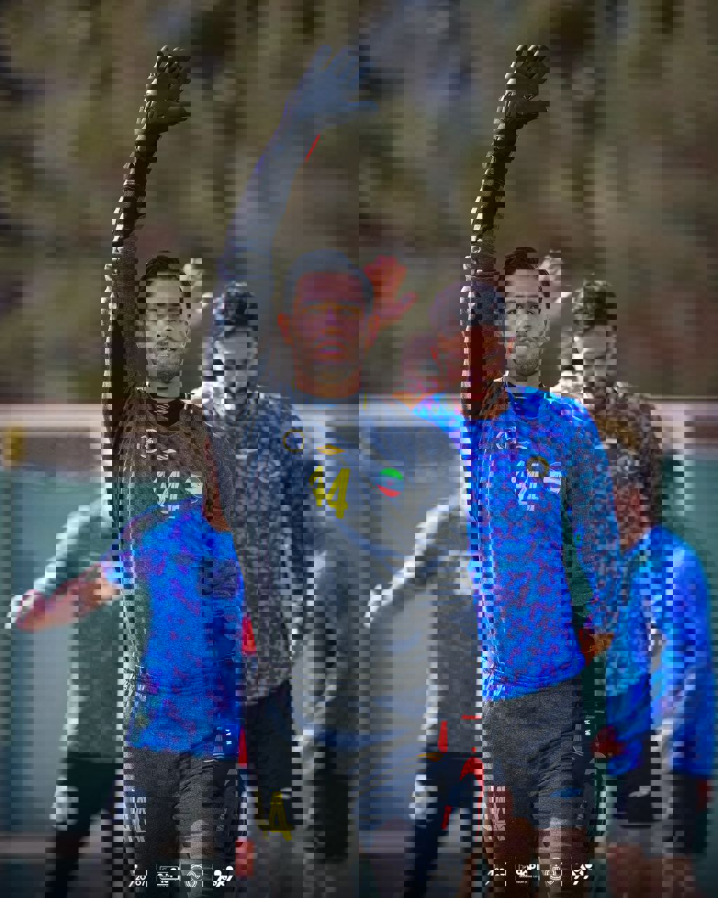 2112308
